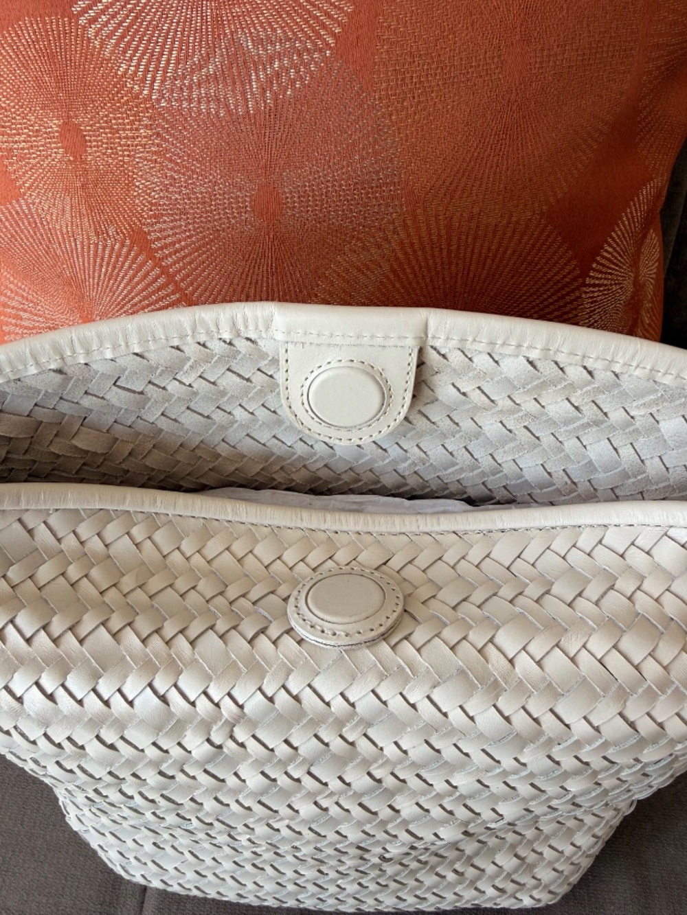 Madewell Signature Woven Shoulder Bag - Picture 4 of 6